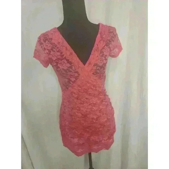 Vanity Tops - Vanity Essentials Lace Tunic Size M